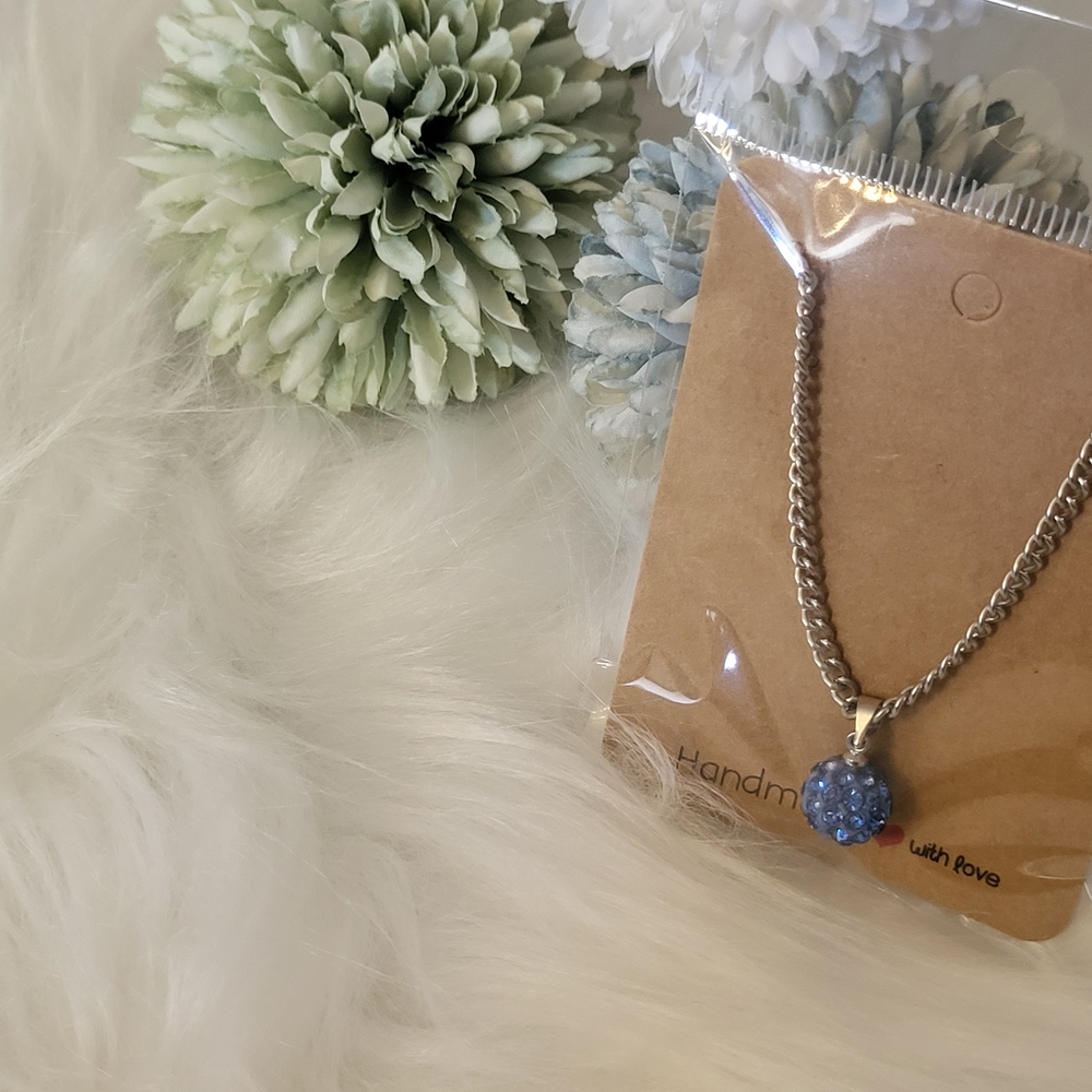 Elegant Blue Beaded Necklace